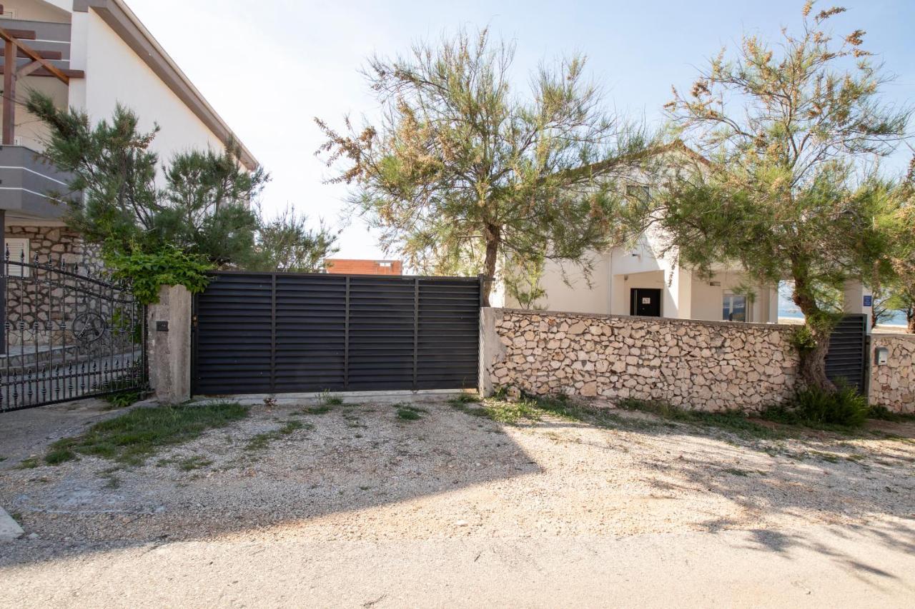 Villa Opera Razanac Exterior photo