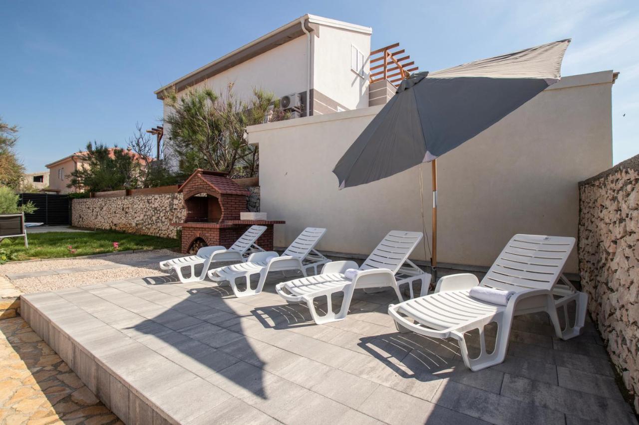 Villa Opera Razanac Exterior photo